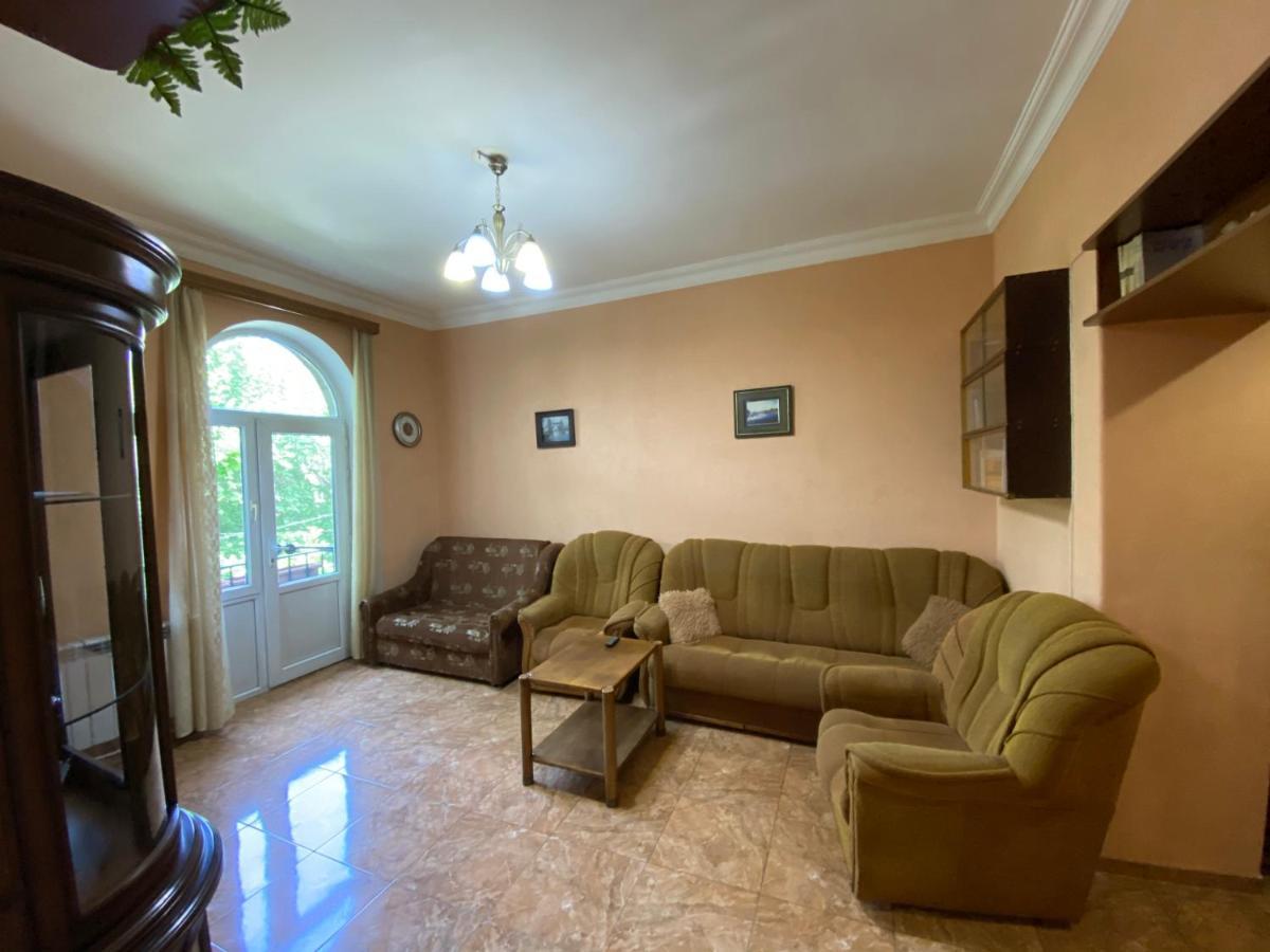 Agora Arcs Apartment Ереван Экстерьер фото