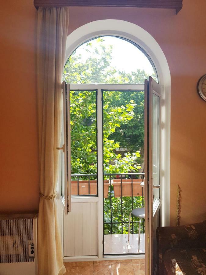 Agora Arcs Apartment Ереван Экстерьер фото